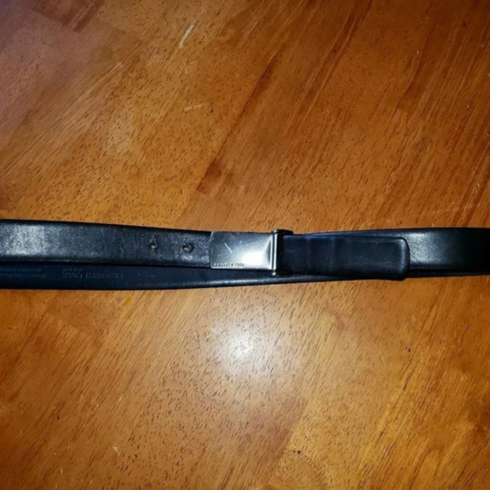 Kenneth Cole NY 42 black genuine leather‎